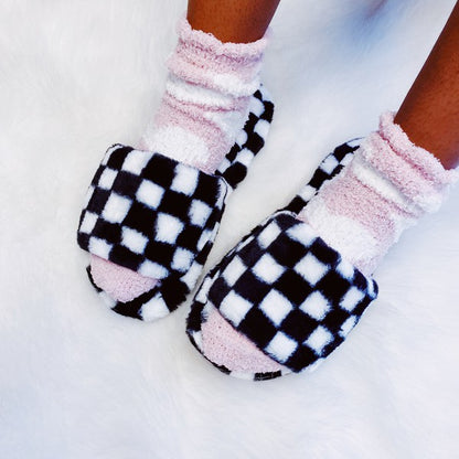 Luxe Lounge Checker Cozy Slippers