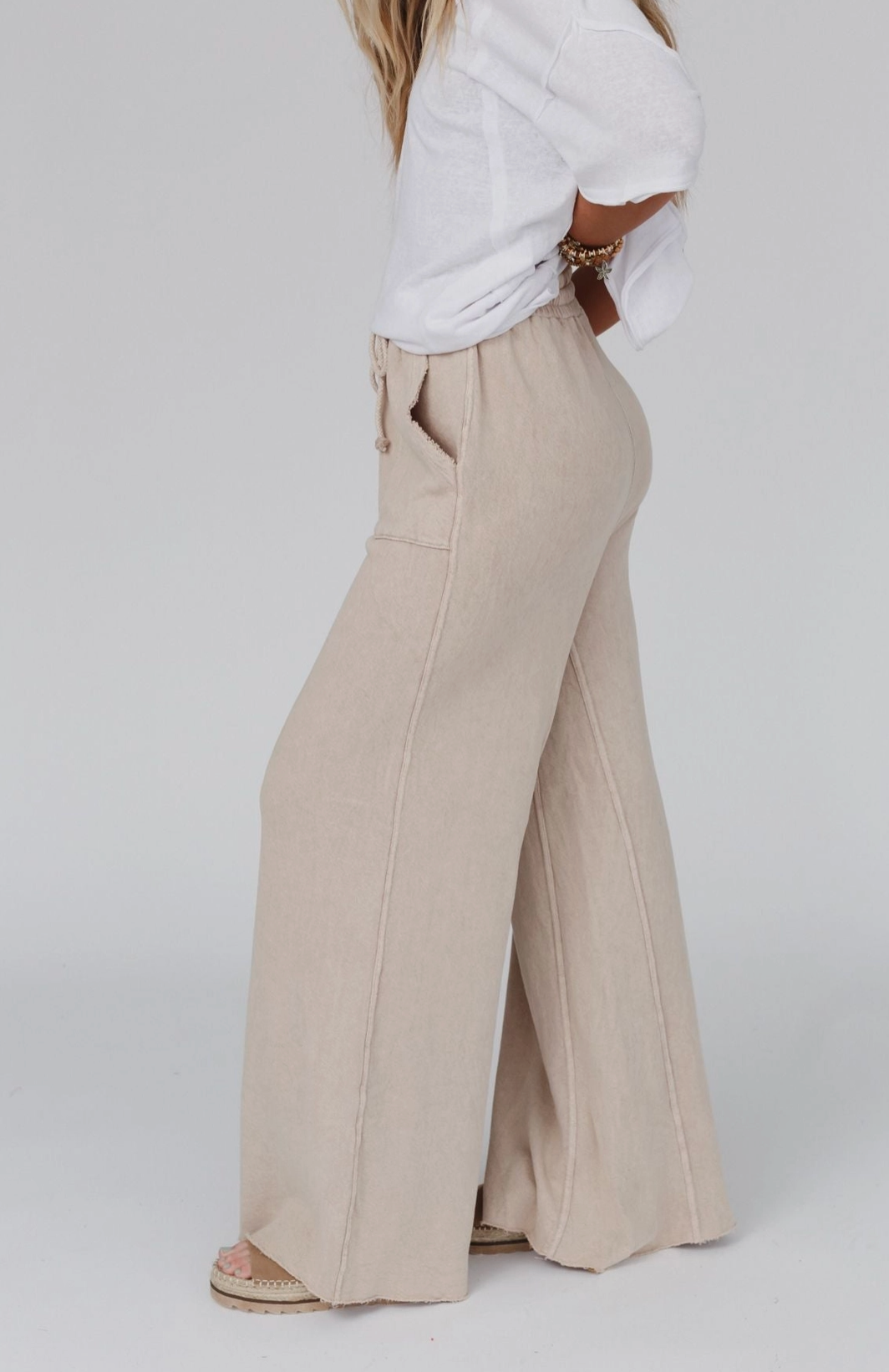 Relaxing Robin Wide Leg Pant - New Taupe