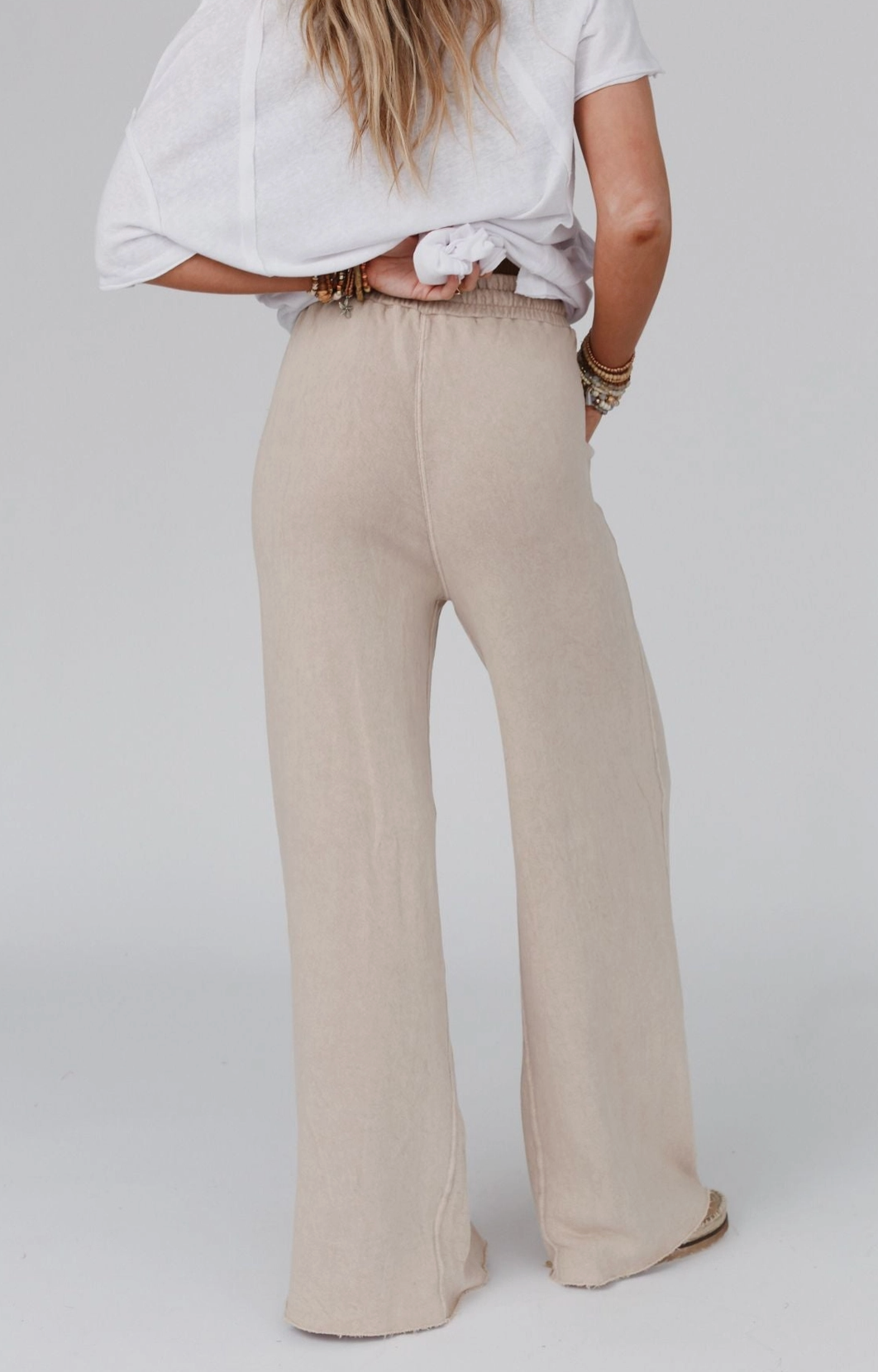 Relaxing Robin Wide Leg Pant - New Taupe